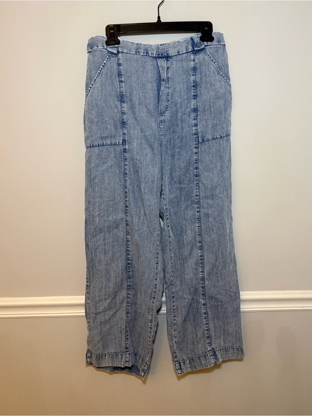 Jane and Delancey blue denim style Lyocell soft pants. M